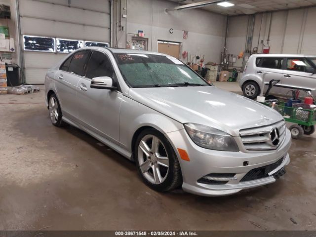 MERCEDES-BENZ C 300 2011 wddgf8bb2br157673