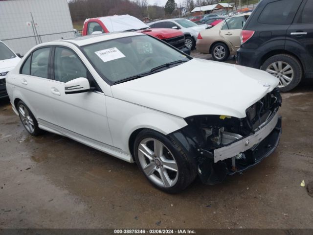 MERCEDES-BENZ C 300 2011 wddgf8bb2br160587