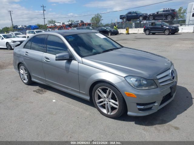 MERCEDES-BENZ C 300 2012 wddgf8bb2ca693653