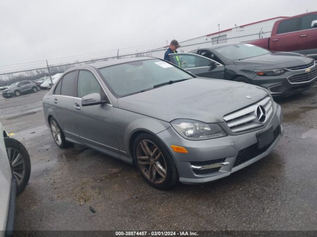 MERCEDES-BENZ C 300 2012 wddgf8bb2ca702304