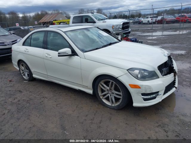 MERCEDES-BENZ C 300 2012 wddgf8bb3ca708354