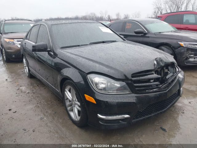 MERCEDES-BENZ C 300 2012 wddgf8bb3cr226081