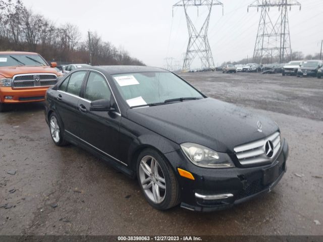 MERCEDES-BENZ C 300 2012 wddgf8bb5cr206138