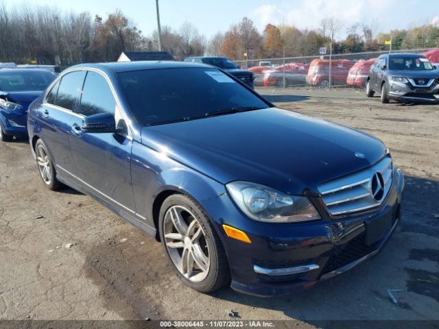 MERCEDES-BENZ C 300 2012 wddgf8bb5cr239480