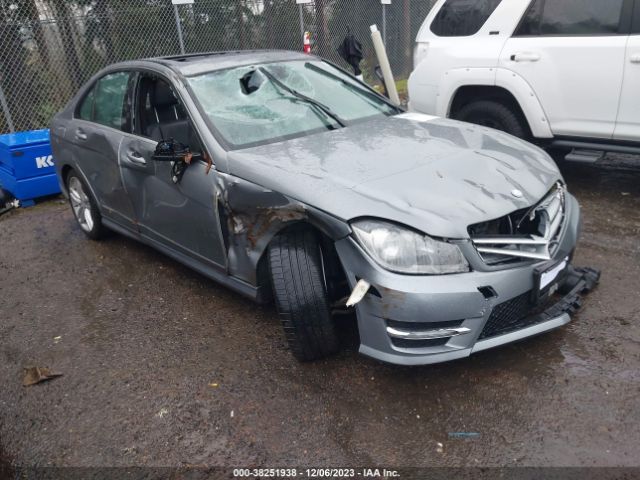 MERCEDES-BENZ C 300 2012 wddgf8bb5cr240306