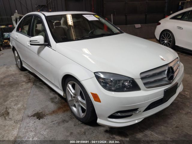 MERCEDES-BENZ C 300 2011 wddgf8bb6br158597