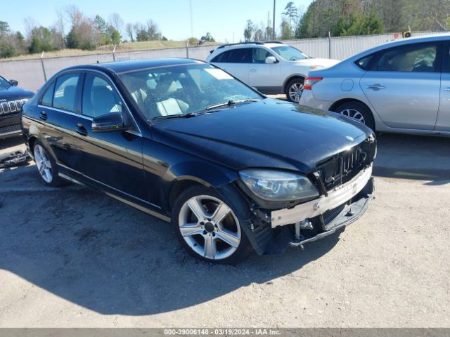 MERCEDES-BENZ C 300 2011 wddgf8bb7br152016