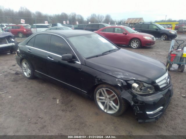 MERCEDES-BENZ C 300 2012 wddgf8bb7ca612047