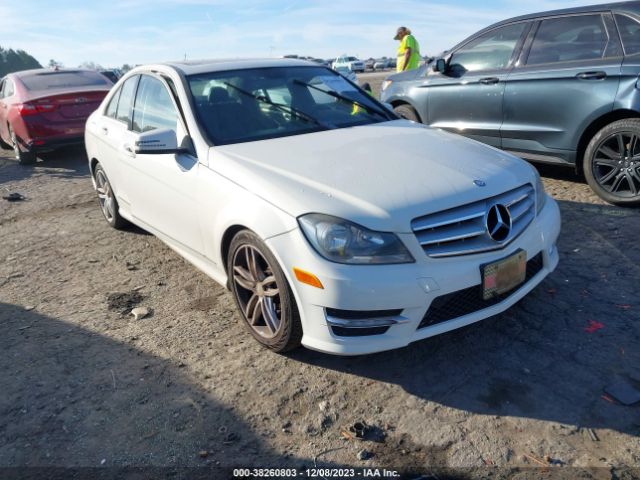 MERCEDES-BENZ C 300 2012 wddgf8bb7cr228559