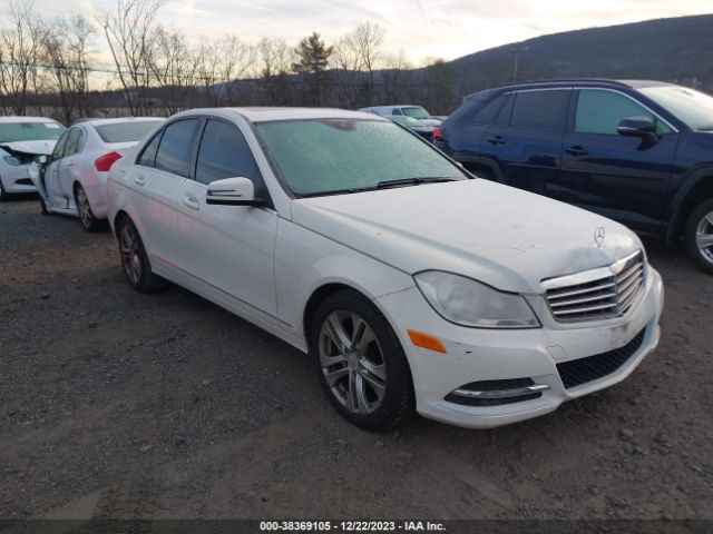 MERCEDES-BENZ C 300 2012 wddgf8bb8ca643386