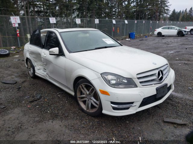 MERCEDES-BENZ C 300 2012 wddgf8bb9ca604323