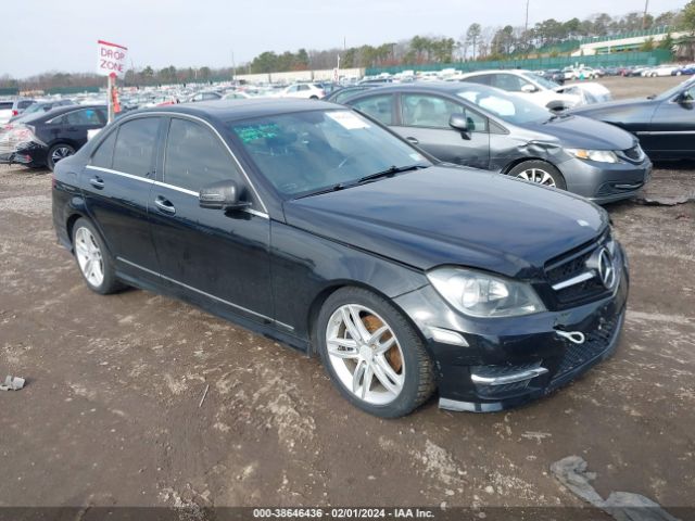 MERCEDES-BENZ C 300 2012 wddgf8bb9cr214436