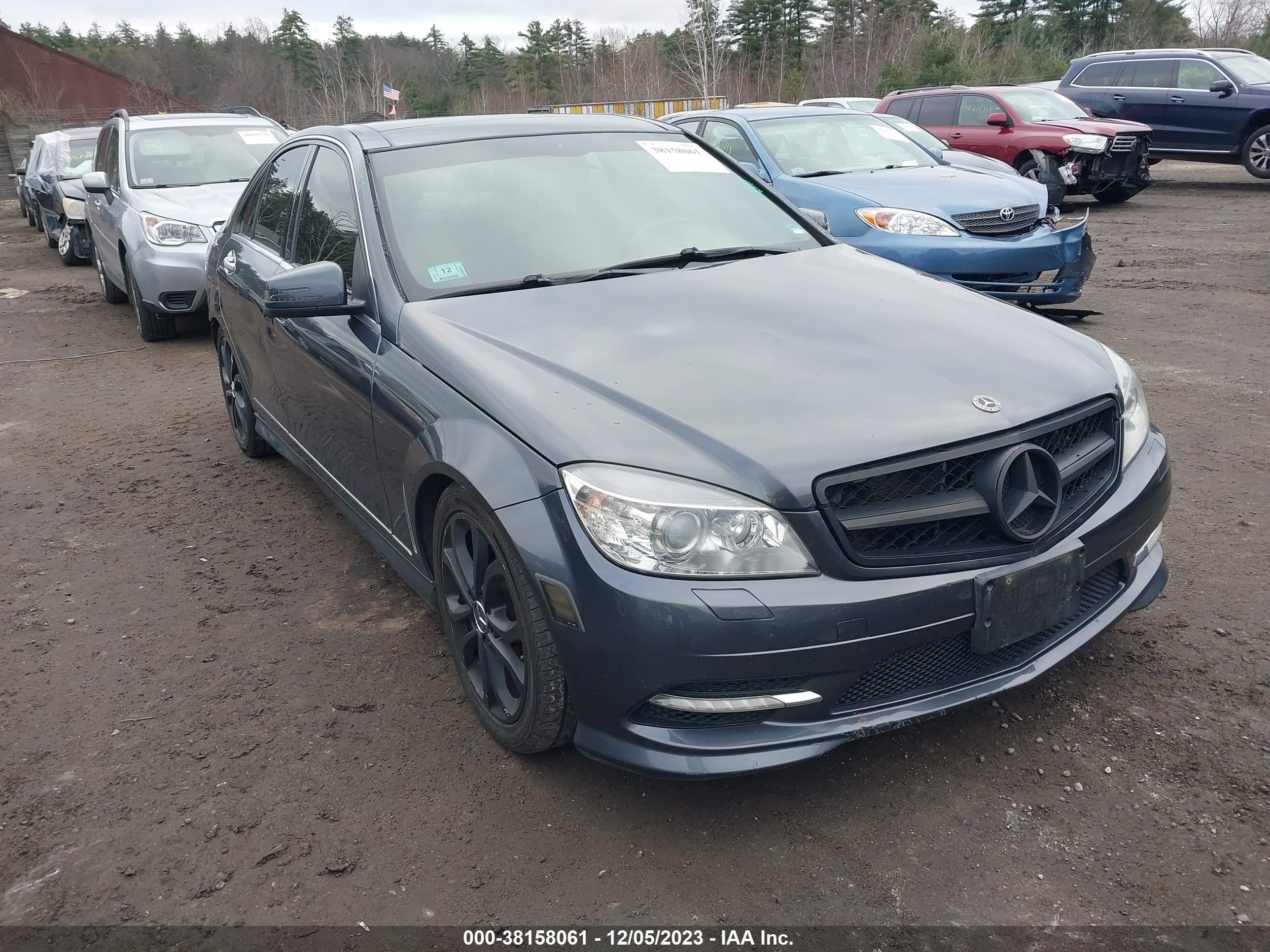 MERCEDES-BENZ C-KLASSE 2011 wddgf8bbxba498687