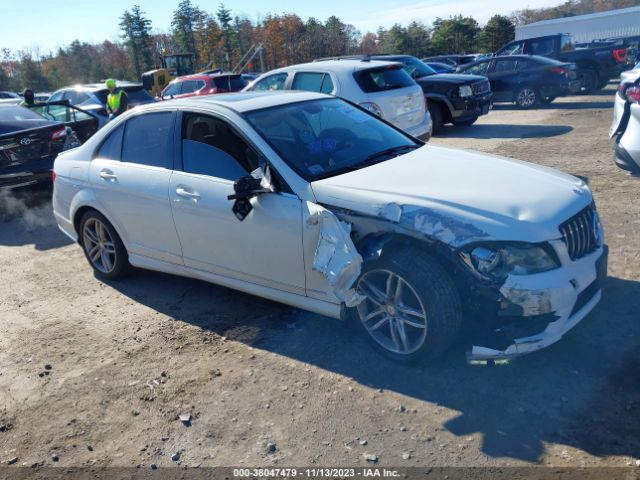 MERCEDES-BENZ C 300 2012 wddgf8bbxcr205230