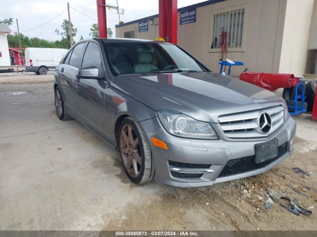 MERCEDES-BENZ NULL 2013 wddgf8jb2da810456