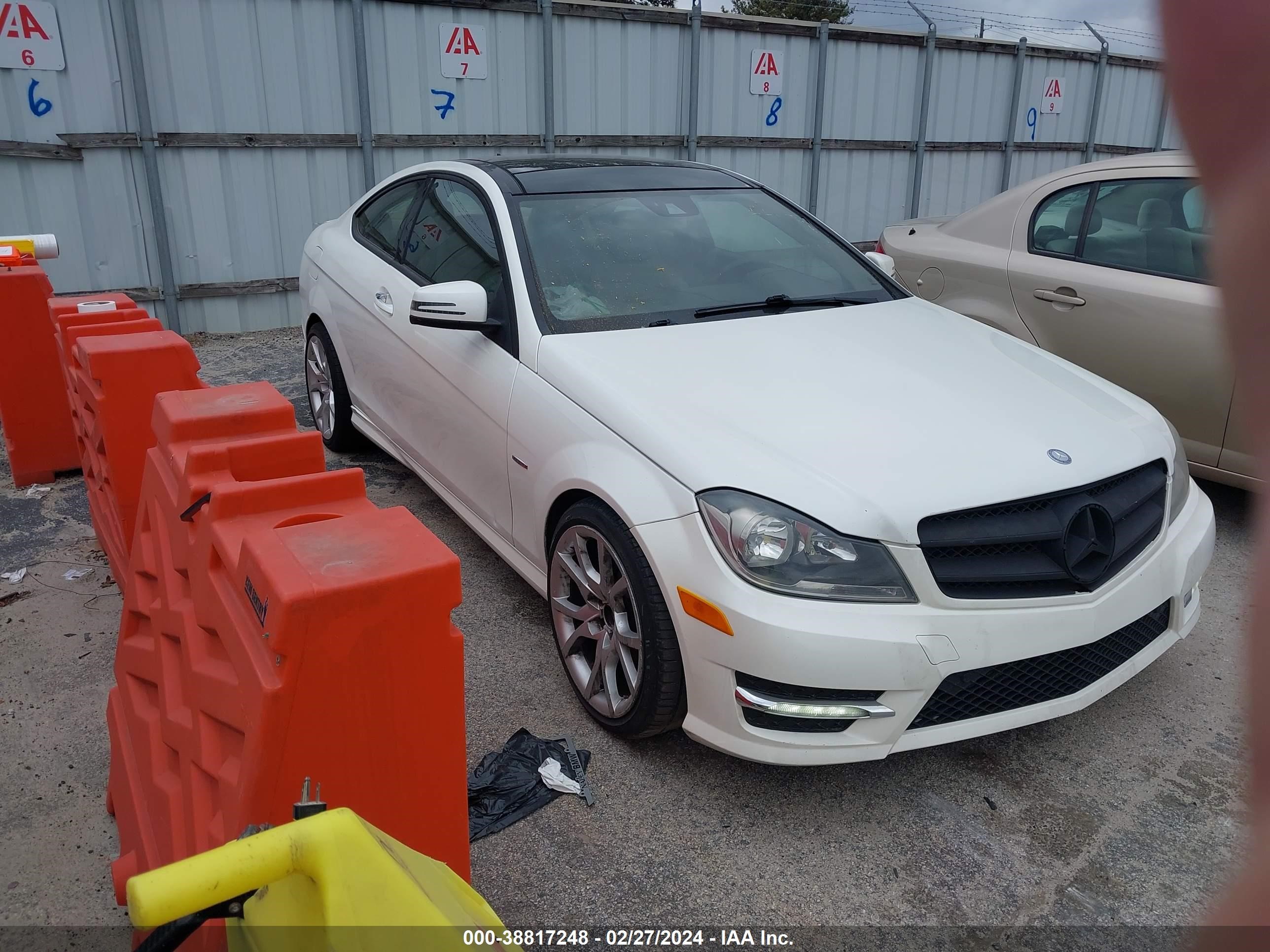 MERCEDES-BENZ NULL 2012 wddgj4hb1cf867911