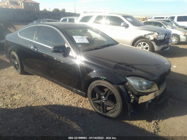 MERCEDES-BENZ C-CLASS 2015 wddgj4hb3fg432564