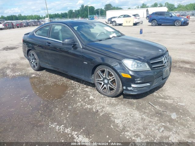 MERCEDES-BENZ C 250 2014 wddgj4hb6eg200975