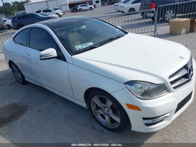 MERCEDES-BENZ C-CLASS 2015 wddgj4hb8fg404758