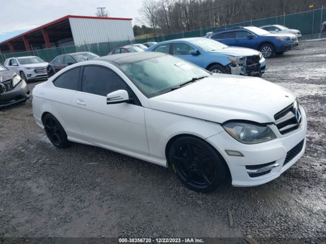 MERCEDES-BENZ C-CLASS 2015 wddgj8jb5fg358162