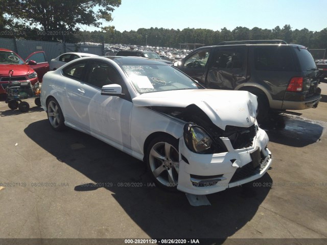 MERCEDES-BENZ C-CLASS 2015 wddgj8jb8fg369592