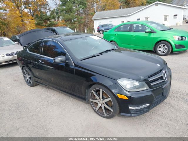 MERCEDES-BENZ C-CLASS 2015 wddgj8jbxfg358027