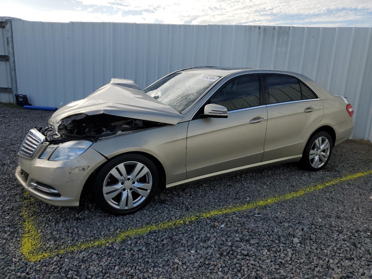 MERCEDES-BENZ E-KLASSE 2013 wddhf5kb2da727496