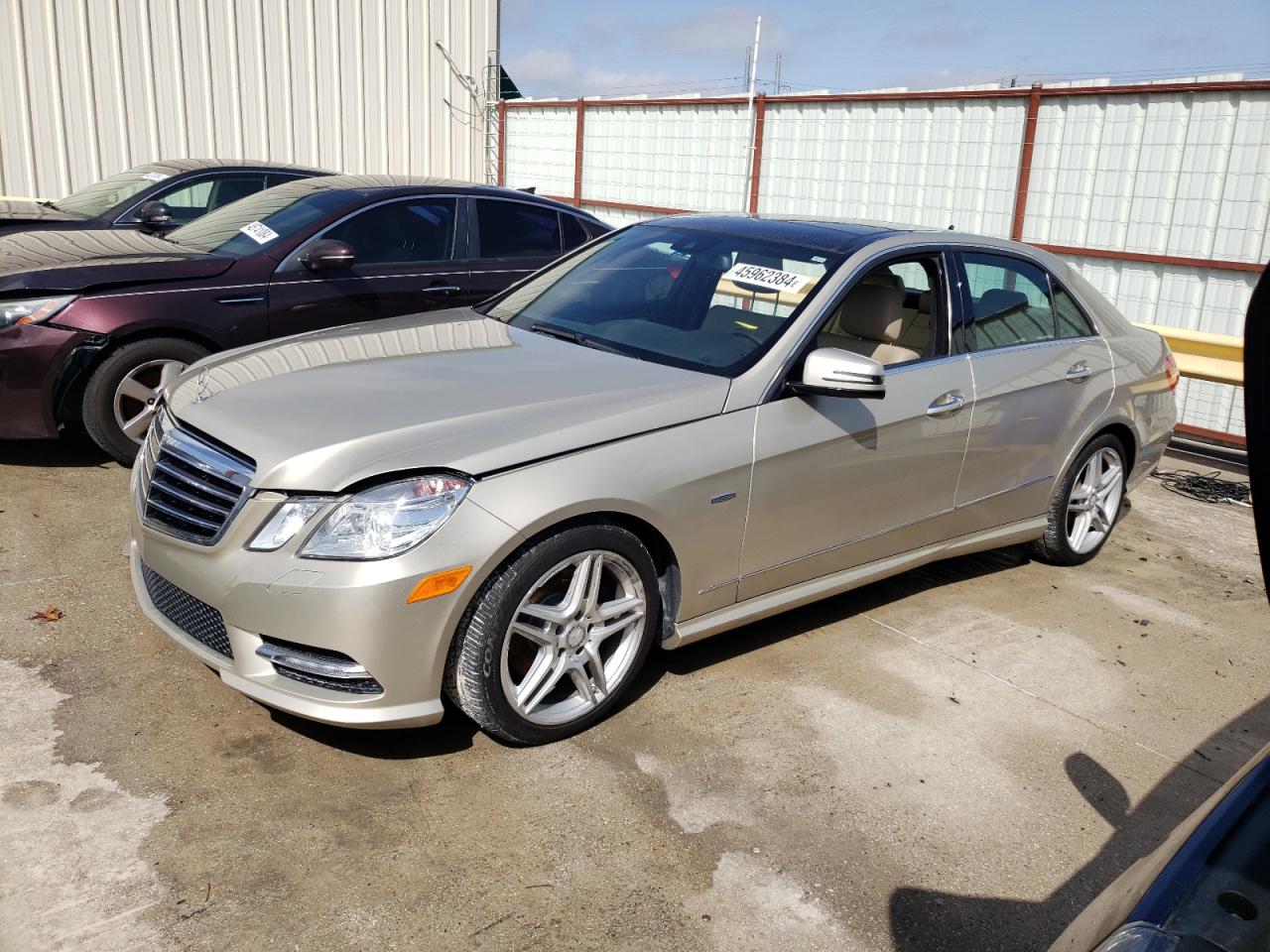 MERCEDES-BENZ E-KLASSE 2012 wddhf5kb6ca567556