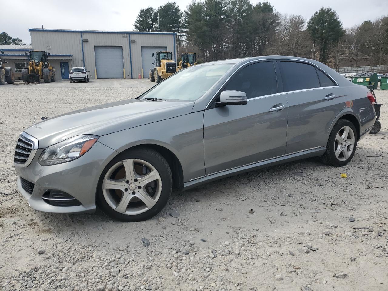 MERCEDES-BENZ E-KLASSE 2014 wddhf5kb6ea847402