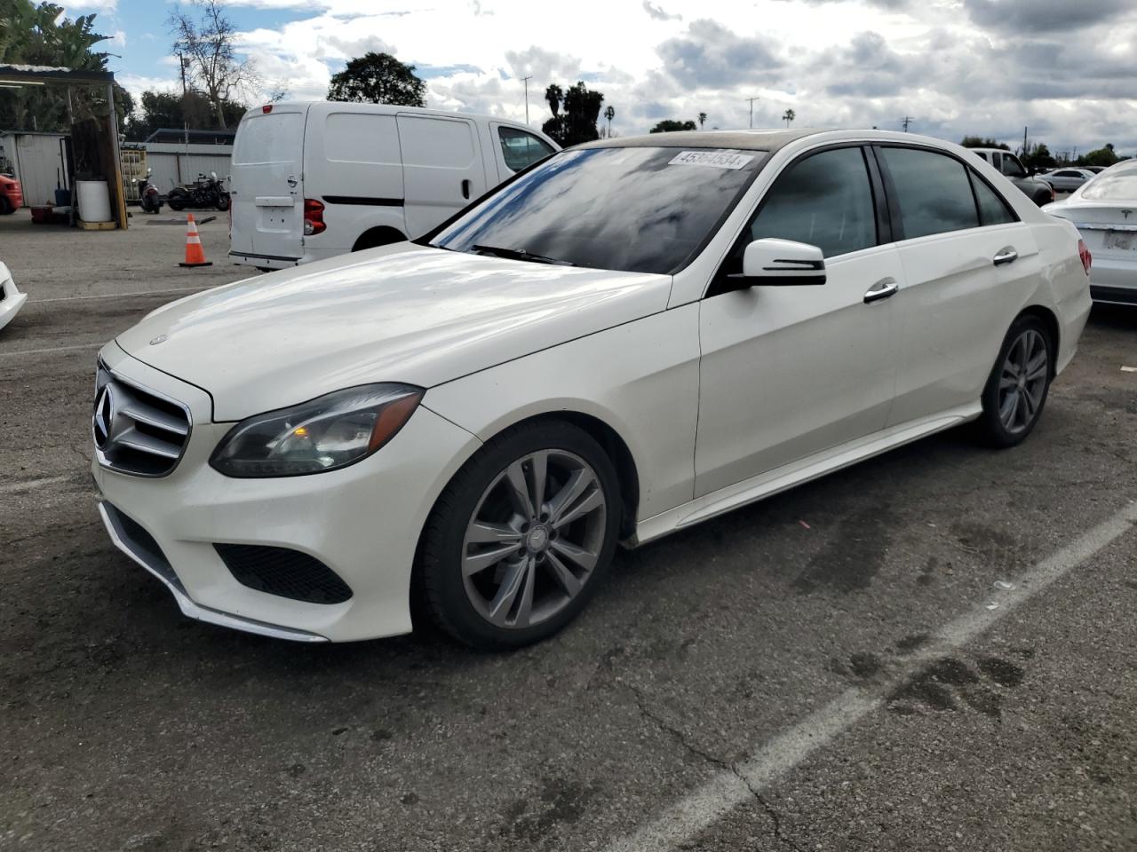 MERCEDES-BENZ E-KLASSE 2014 wddhf5kb6eb024477