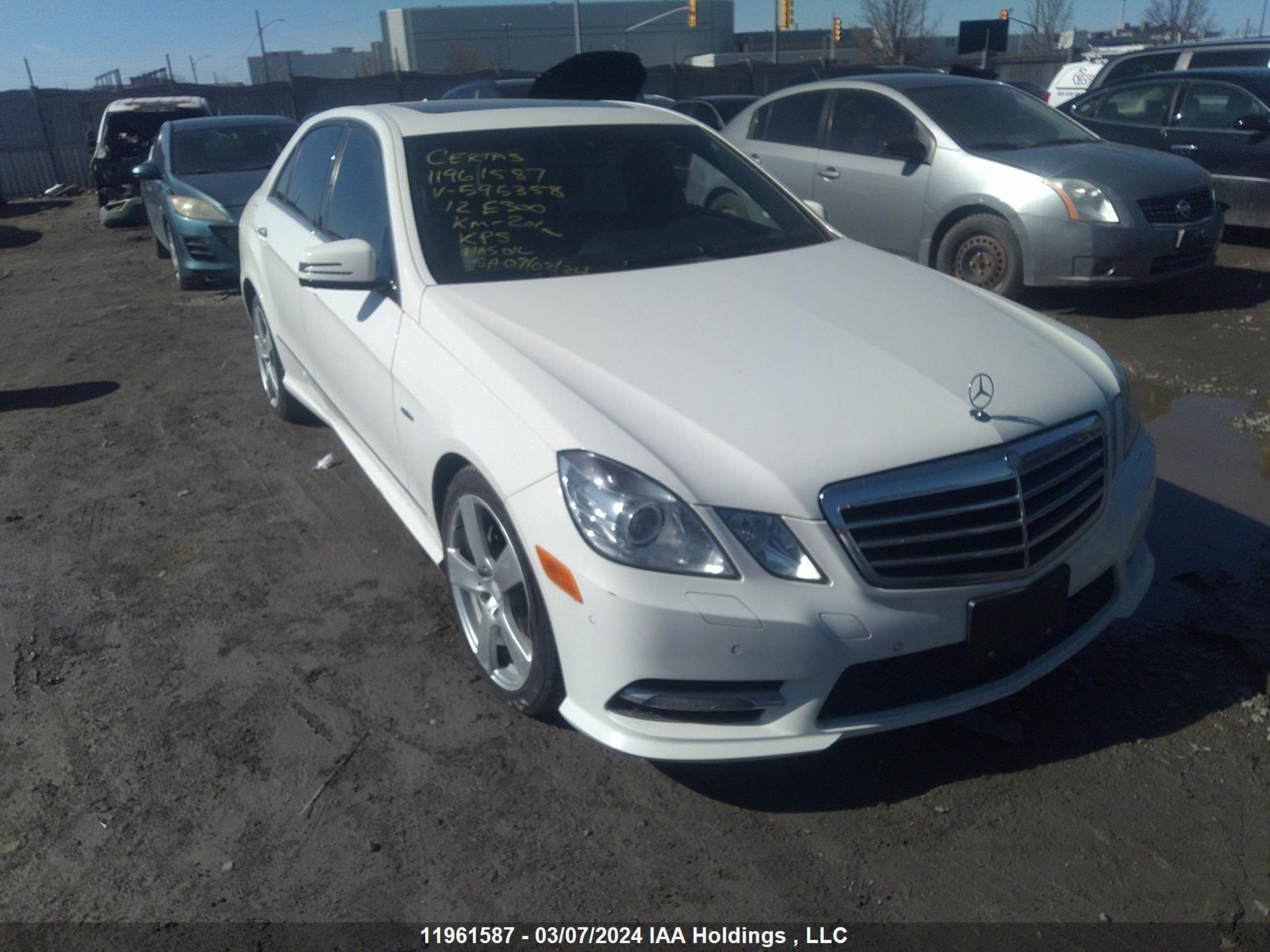 MERCEDES-BENZ NULL 2012 wddhf82b8ca595358