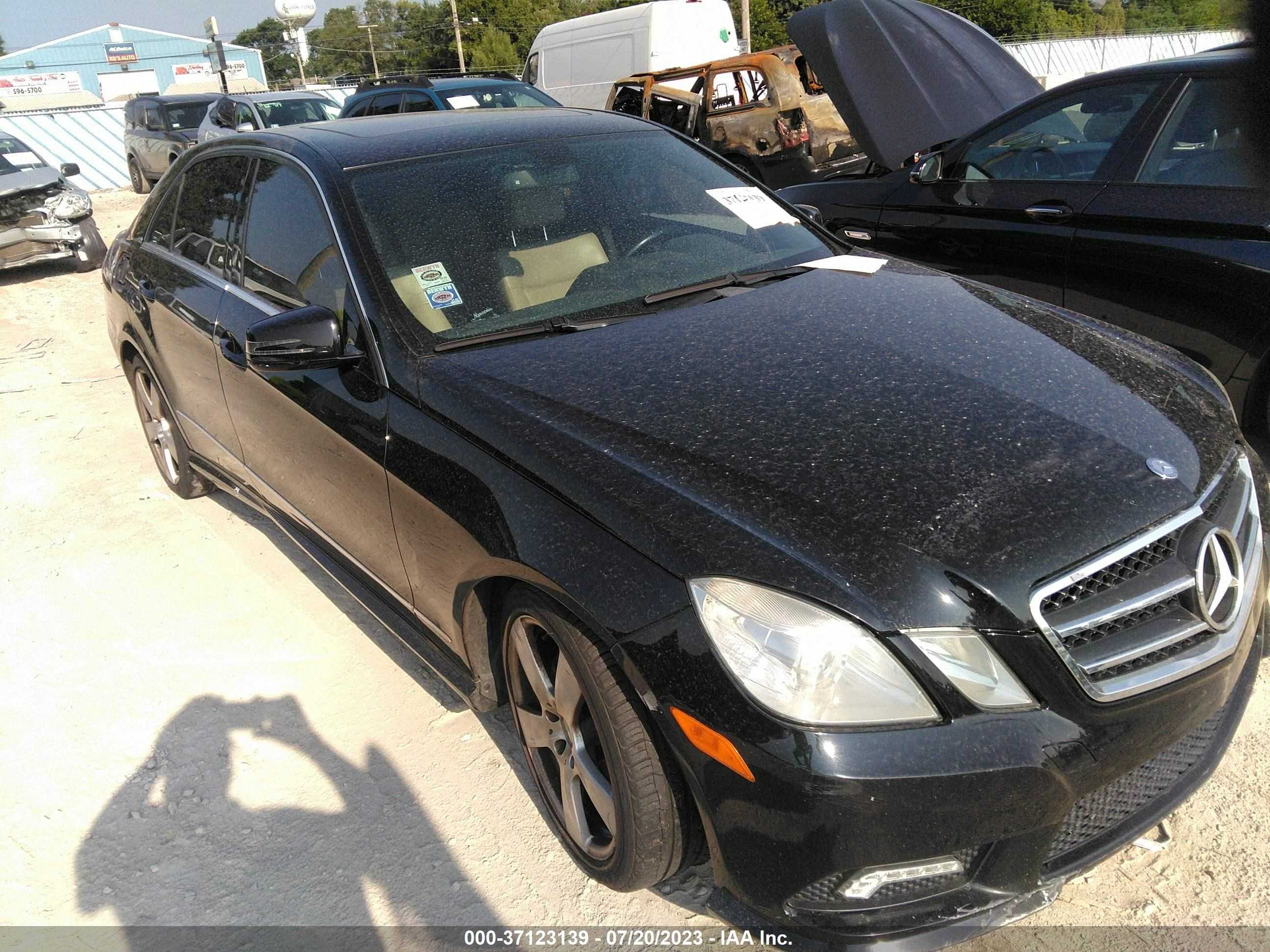 MERCEDES-BENZ E-KLASSE 2011 wddhf8hb0ba326468