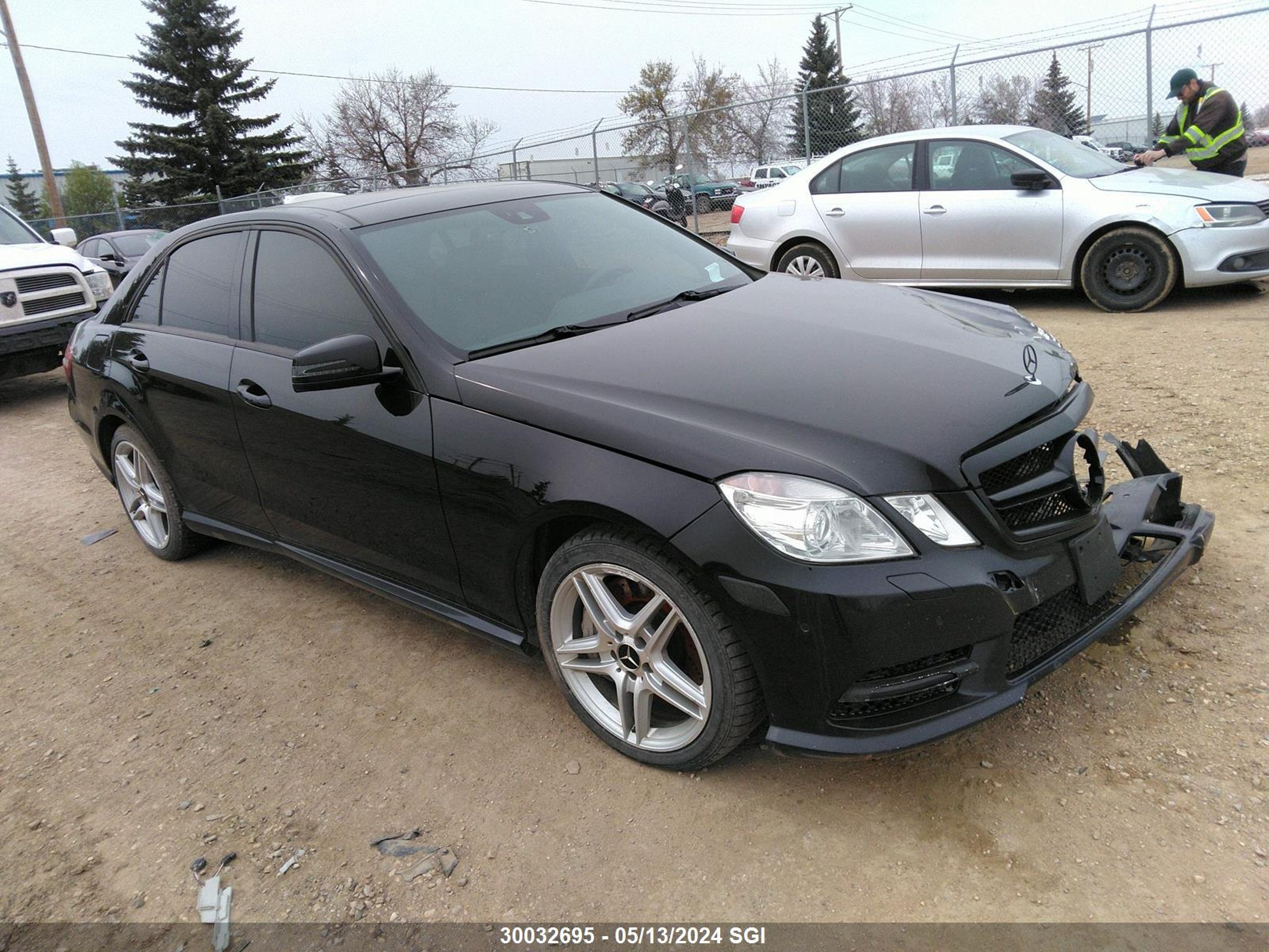 MERCEDES-BENZ NULL 2012 wddhf9bb7ca555164