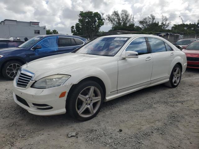 MERCEDES-BENZ S 550 2010 wddng7bb0aa325502