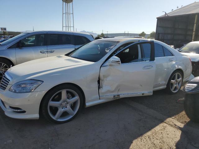 MERCEDES-BENZ S 550 2011 wddng7bb2ba395908