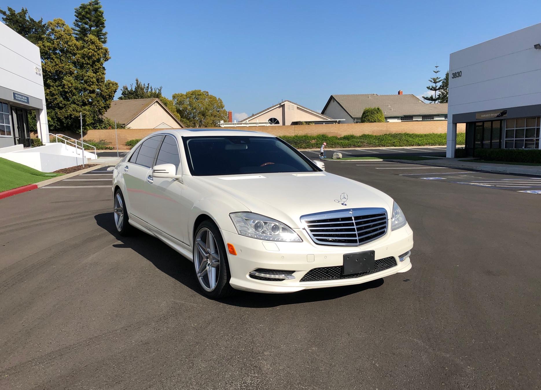 MERCEDES-BENZ S 550 2011 wddng7bb2ba409306