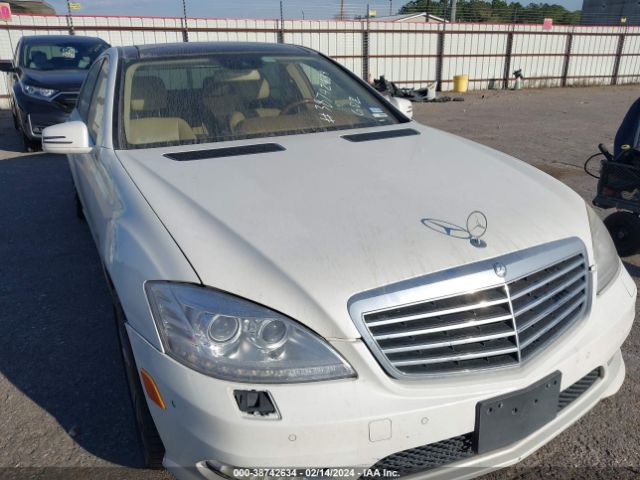 MERCEDES-BENZ S 550 2012 wddng7db3ca465527