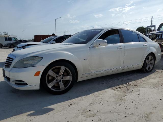 MERCEDES-BENZ S 550 2012 wddng7dbxca449146