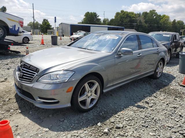 MERCEDES-BENZ S 550 4MAT 2010 wddng8gb0aa305278