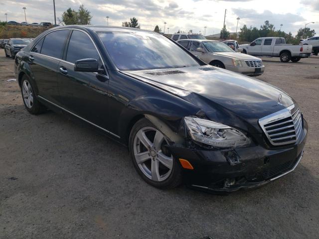 MERCEDES-BENZ S 550 4MAT 2011 wddng8gb0ba365983