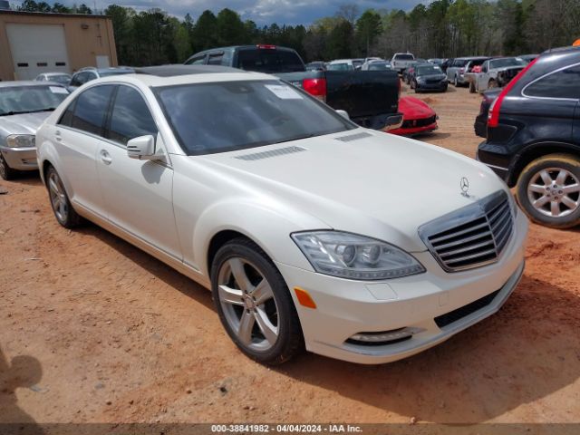 MERCEDES-BENZ S 550 2010 wddng8gb1aa314507