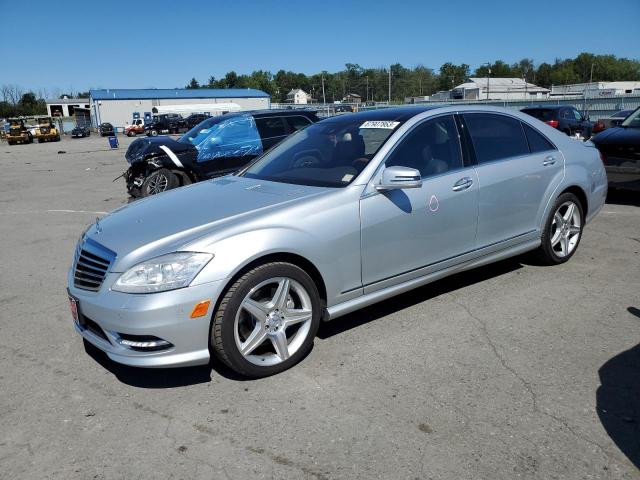 MERCEDES-BENZ S 550 4MAT 2011 wddng8gb1ba365832