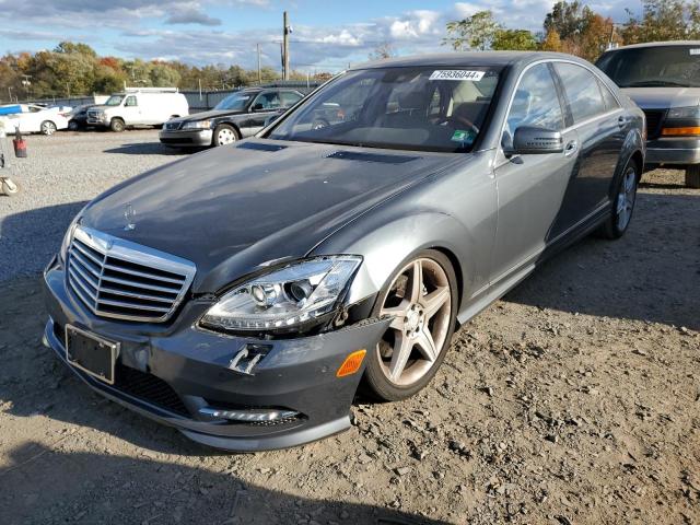 MERCEDES-BENZ S 550 4MAT 2011 wddng8gb1ba381299