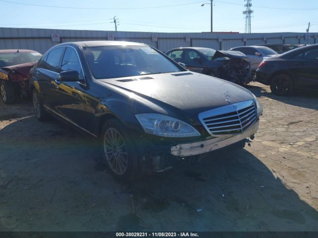 MERCEDES-BENZ S 550 2011 wddng8gb1ba409098