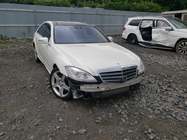 MERCEDES-BENZ S 550 4MAT 2011 wddng8gb2ba372417