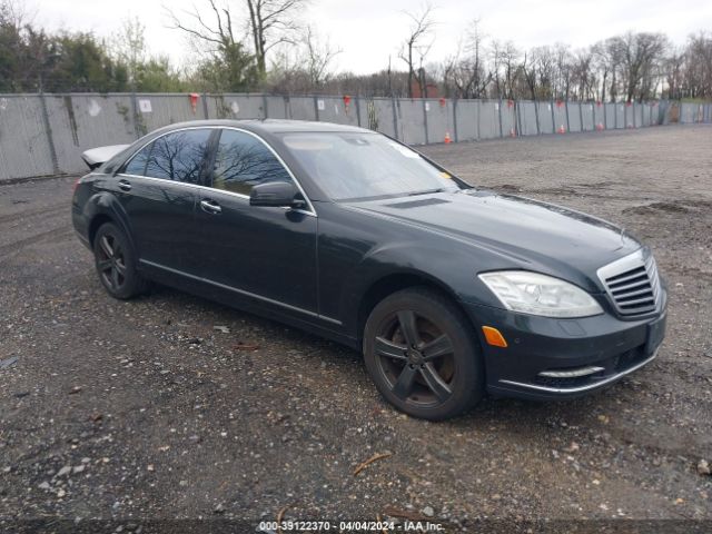 MERCEDES-BENZ S 550 2011 wddng8gb2ba380467