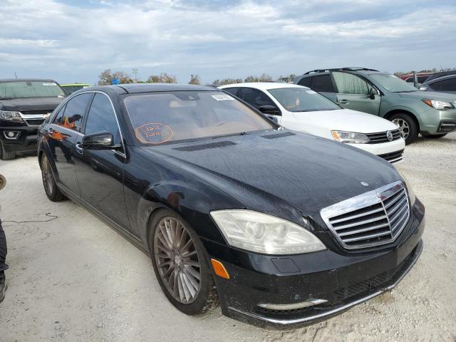 MERCEDES-BENZ S 550 4MAT 2011 wddng8gb2ba398225