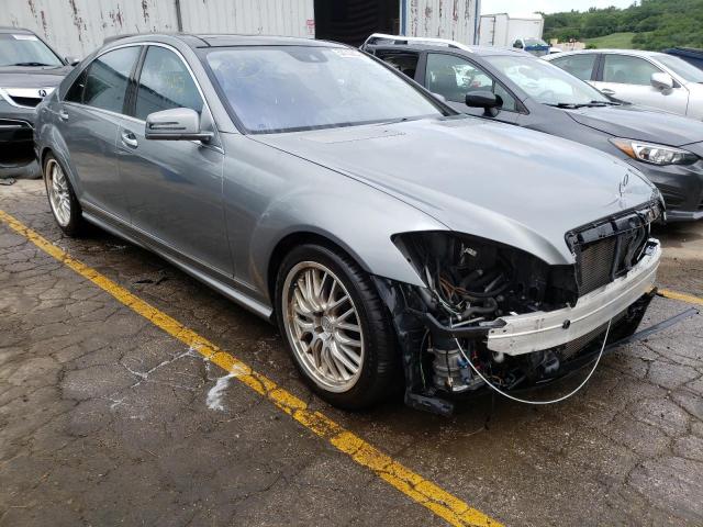 MERCEDES-BENZ S 550 4MAT 2011 wddng8gb8ba411253