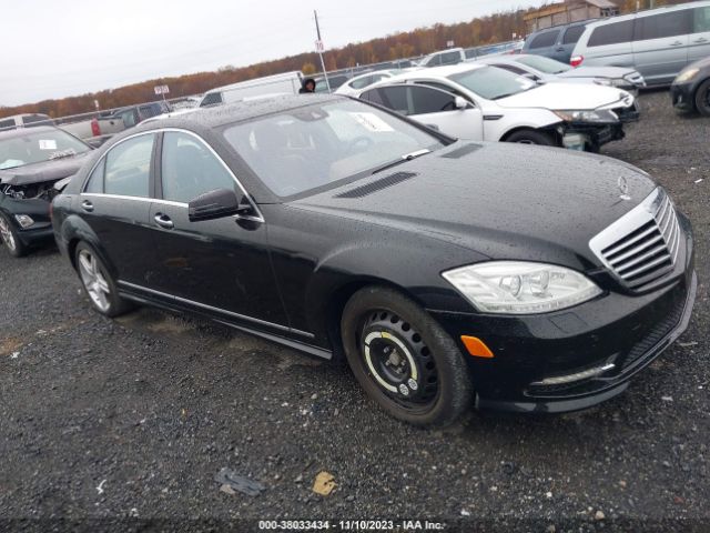 MERCEDES-BENZ S 550 2011 wddng8gb8ba413374