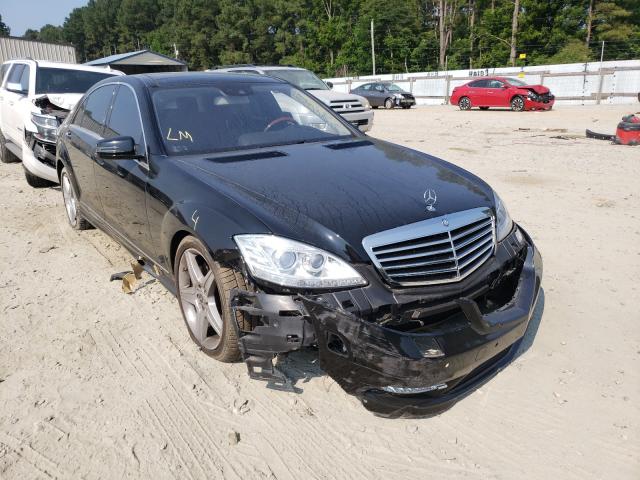 MERCEDES-BENZ S 550 4MAT 2011 wddng8gb9ba412184